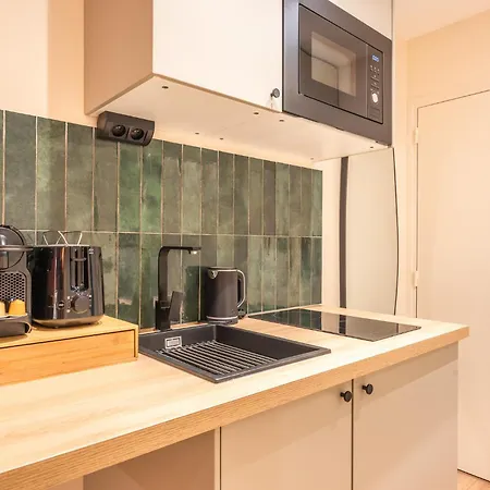Maison Menilmontant Apartment