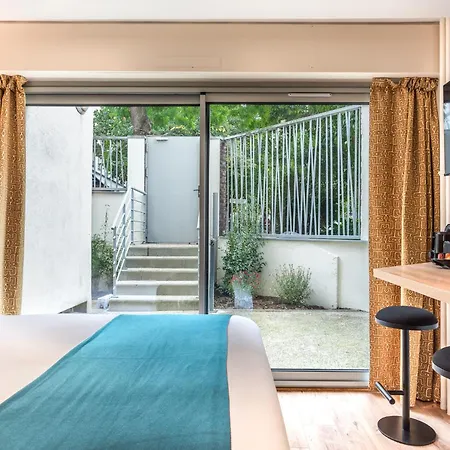 Apartment Maison Menilmontant Paris