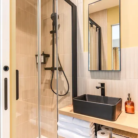 Maison Menilmontant Apartman