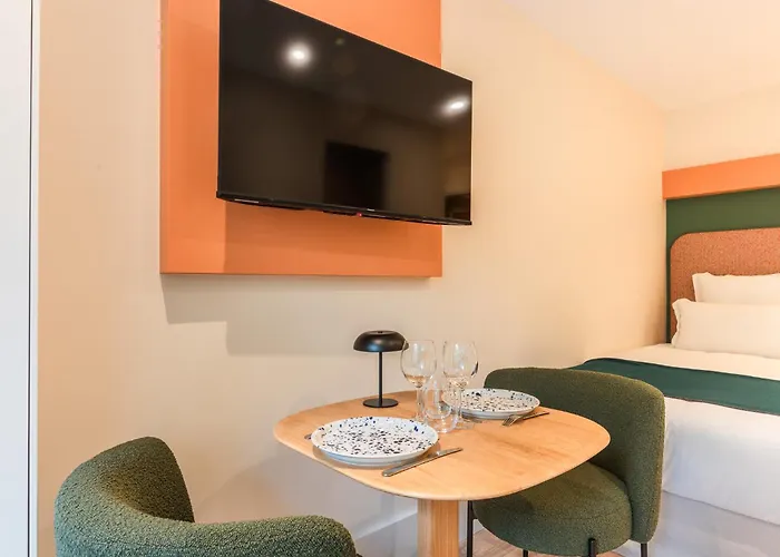 Maison Menilmontant * Paris