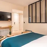 Maison Menilmontant * פריז