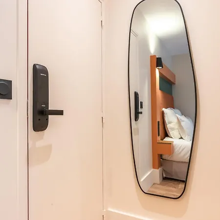 Maison Menilmontant Апартаменты *